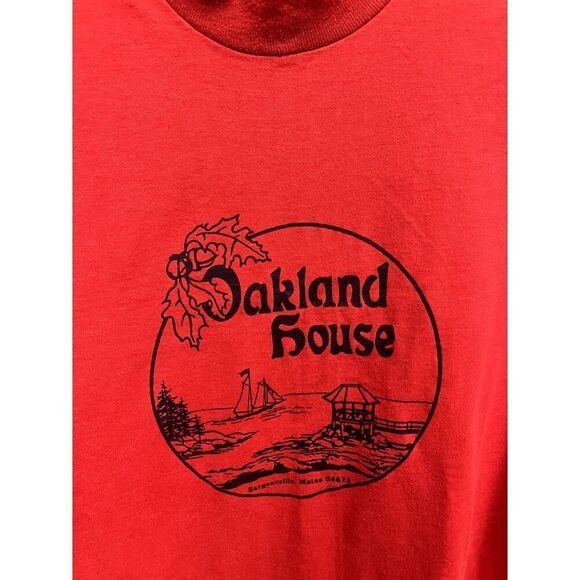 90s Maine Beach + Sailing Themed Red T-Shirt Size Large Unisex Gift - Picture 2 of 4
